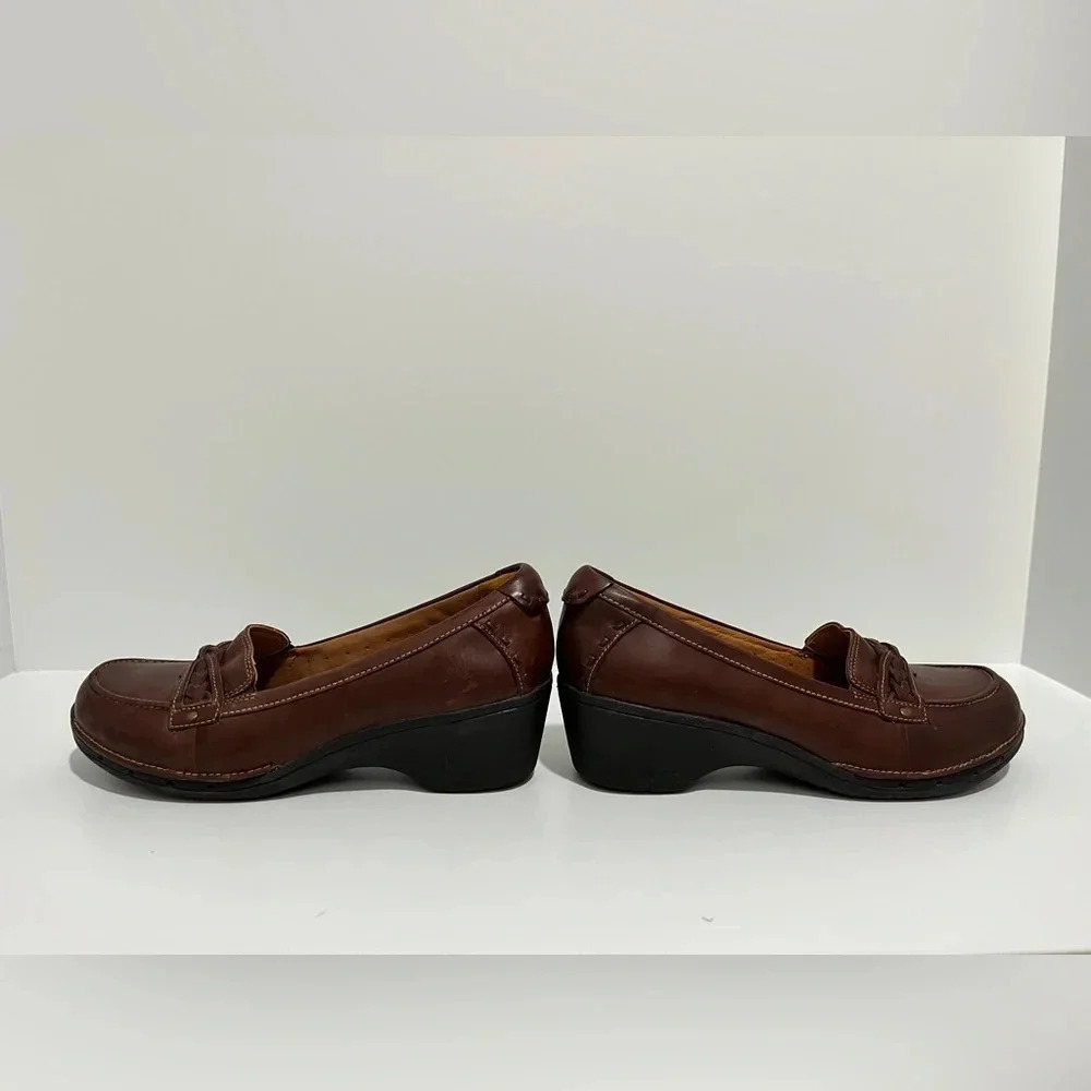 Clarks Unstructured Brown Leather Dress Casual Slip On loafers Heels Women's 9.5 - Picture 3 of 12